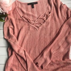 Large NWOT WhiteHouse BlackMarket rose gold shirt